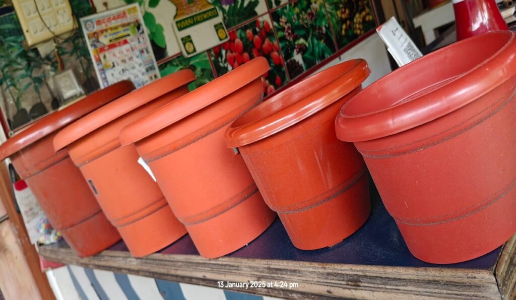 Round Pot